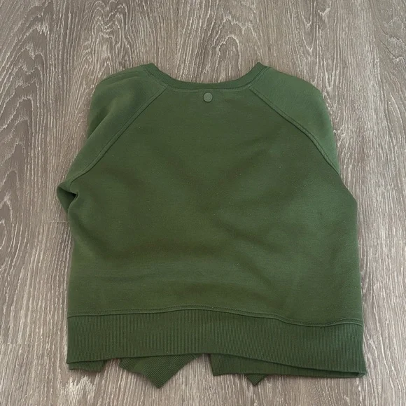 Hunter Brand Women's Sweater - Picture 5 of 6